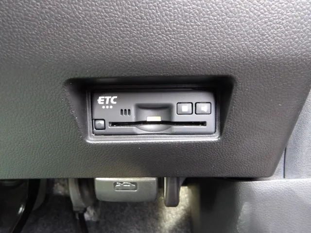 スズキ　スイフト