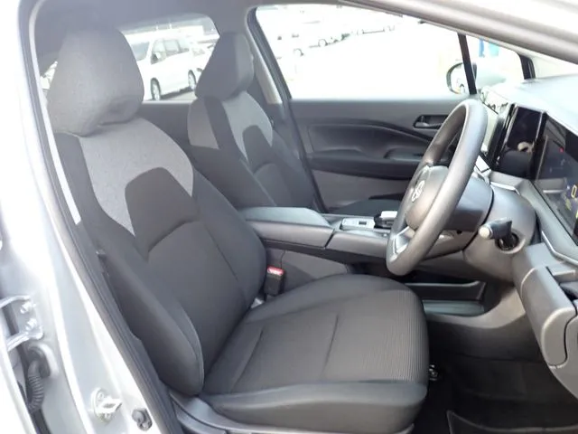 ニッサン　ノート