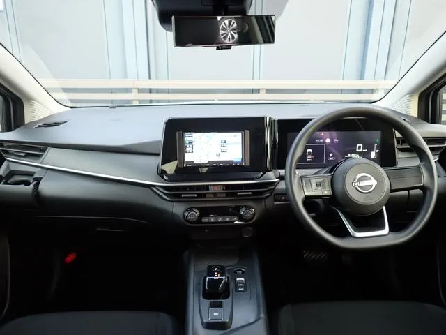 ニッサン　ノート