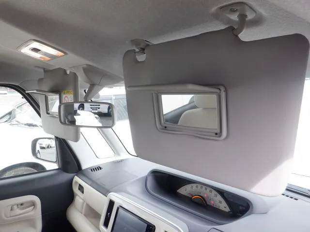 ダイハツ　ムーヴ　キャンバス