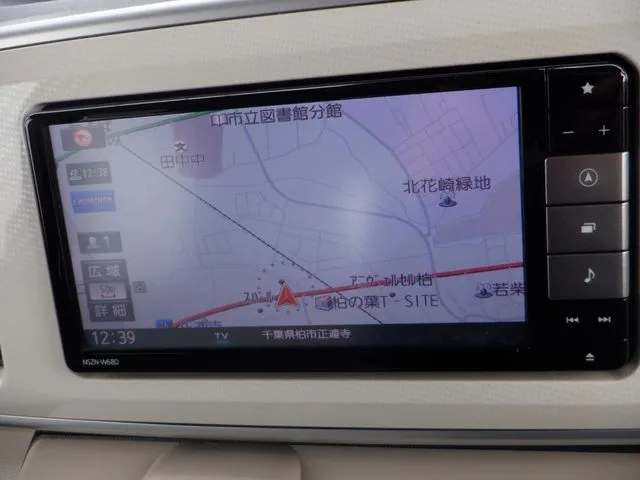 ダイハツ　ムーヴ　キャンバス