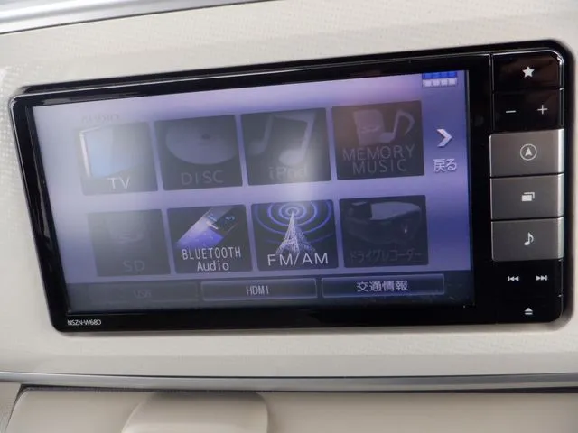 ダイハツ　ムーヴ　キャンバス