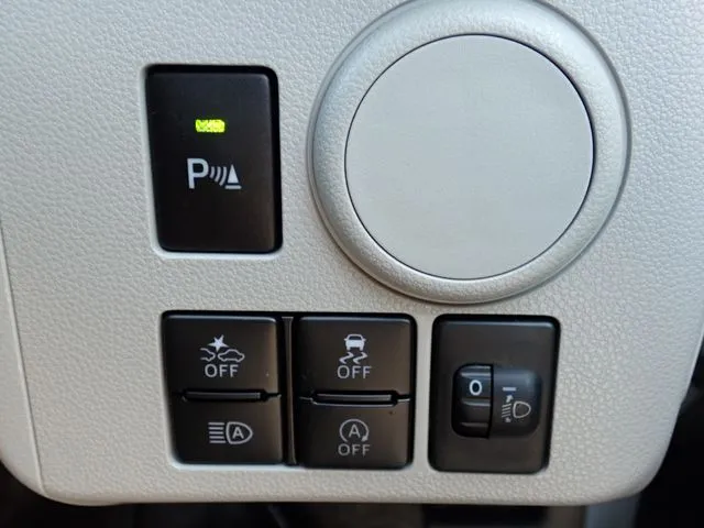 ダイハツ　ミラ　イース