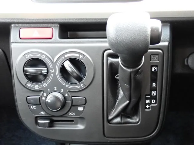 アルト(スズキ)の車両写真