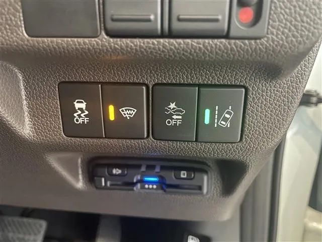 ホンダ　フリードプラス　ハイブリッド