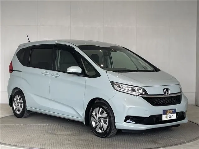 ホンダ　フリードプラス　ハイブリッド