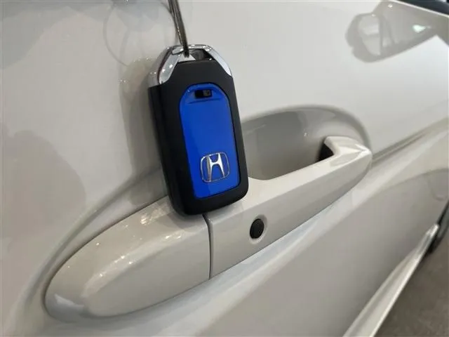 ホンダ　シャトル　ハイブリッド