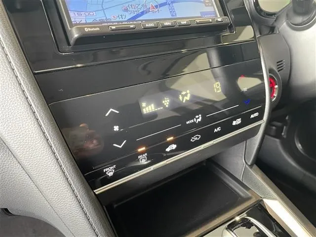 ホンダ　シャトル　ハイブリッド