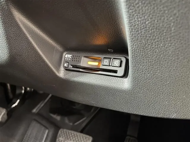 ホンダ　シャトル　ハイブリッド