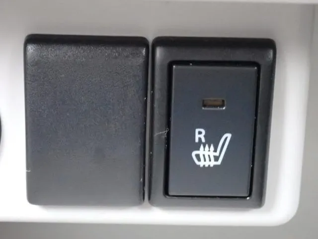 アルト　ラパン（スズキ）の車両写真