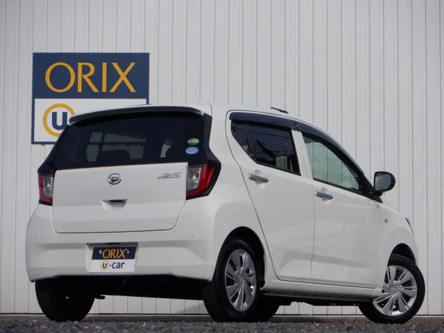 ミラ イース(ダイハツ)の車両写真