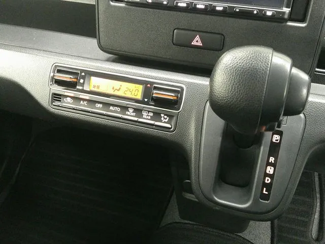 ワゴンR 4WD(スズキ)の車両写真