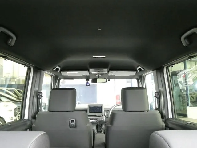 Ｎ　ＢＯＸ　カスタム（ホンダ）の車両写真