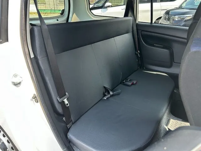 プロボックスバン 2WD(トヨタ)の車両写真