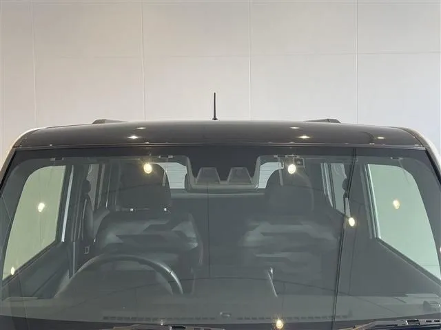 タフト（ダイハツ）の車両写真