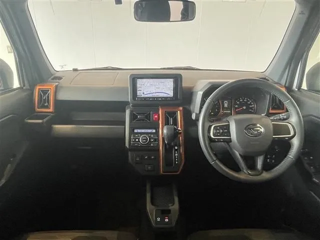 タフト（ダイハツ）の車両写真