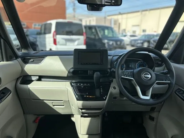 ルークス（ニッサン）の車両写真