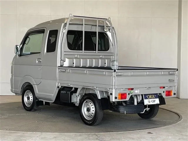 キャリイトラック　４ＷＤ（スズキ）の車両写真