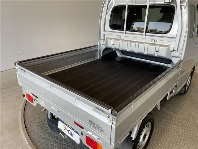 キャリイトラック　４ＷＤ（スズキ）の車両写真