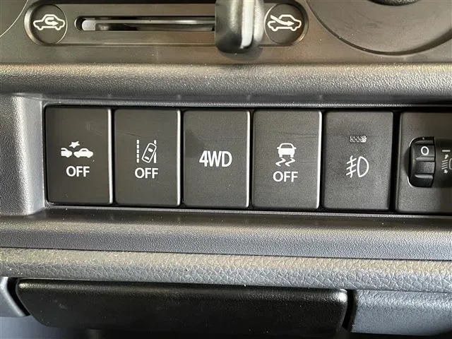 キャリイトラック　４ＷＤ（スズキ）の車両写真