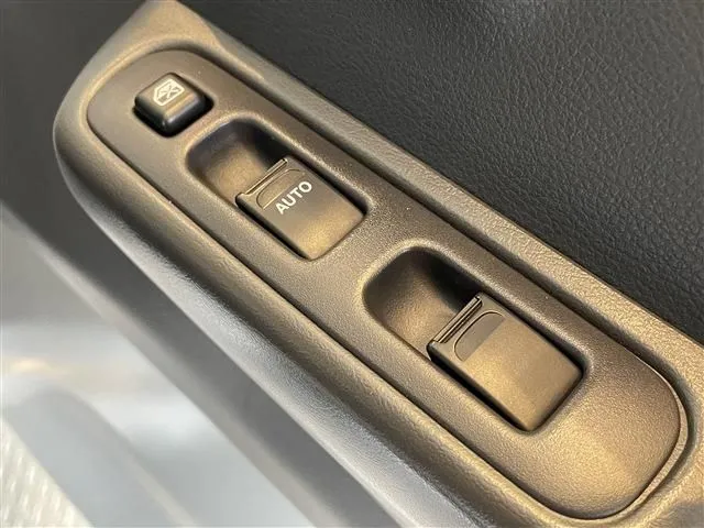 キャリイトラック　４ＷＤ（スズキ）の車両写真