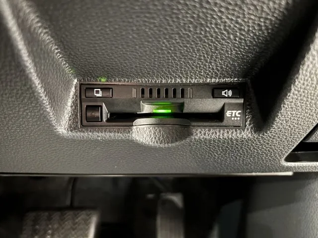 ヤリスクロス　ハイブリッド（トヨタ）の車両写真