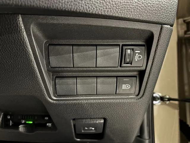 ヤリスクロス　ハイブリッド（トヨタ）の車両写真