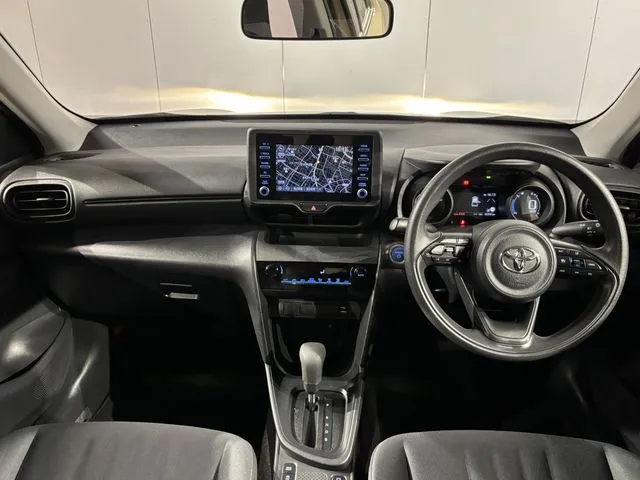 ヤリスクロス　ハイブリッド（トヨタ）の車両写真