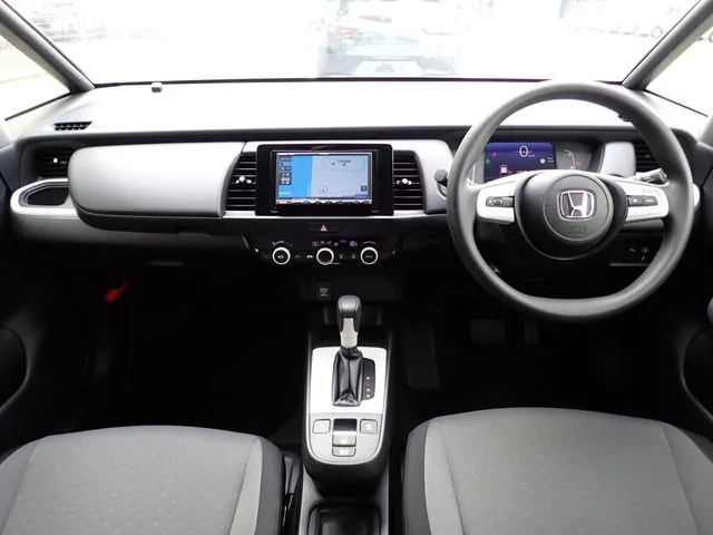 フィット e:HEV(ホンダ)の車両写真