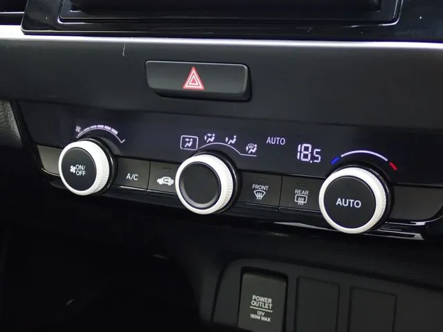 フィット e:HEV(ホンダ)の車両写真