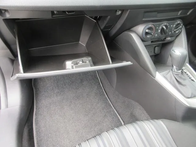 マツダ　ＭＡＺＤＡ２