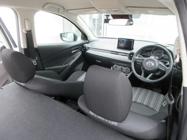 マツダ　ＭＡＺＤＡ２