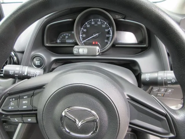 マツダ　ＭＡＺＤＡ２