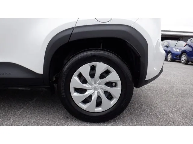 ヤリスクロス ハイブリッド(トヨタ)の車両写真