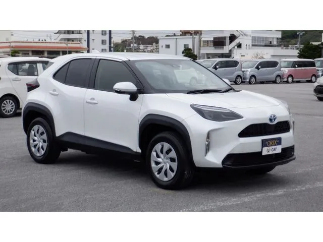 ヤリスクロス ハイブリッド(トヨタ)の車両写真