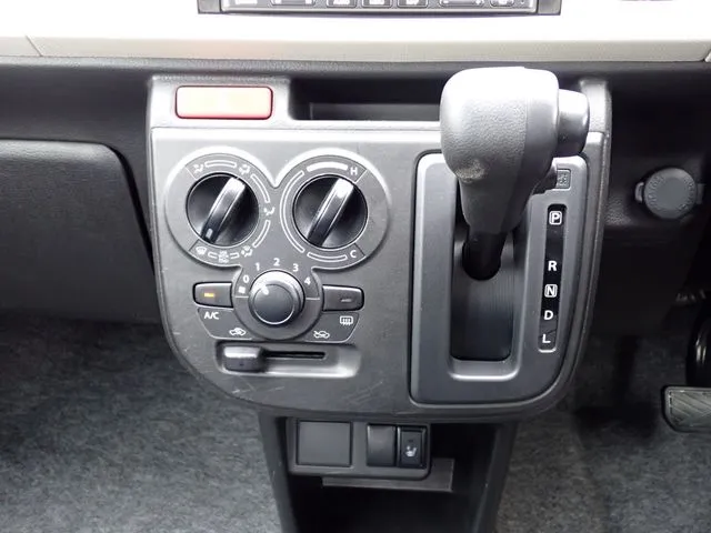 マツダ　キャロル