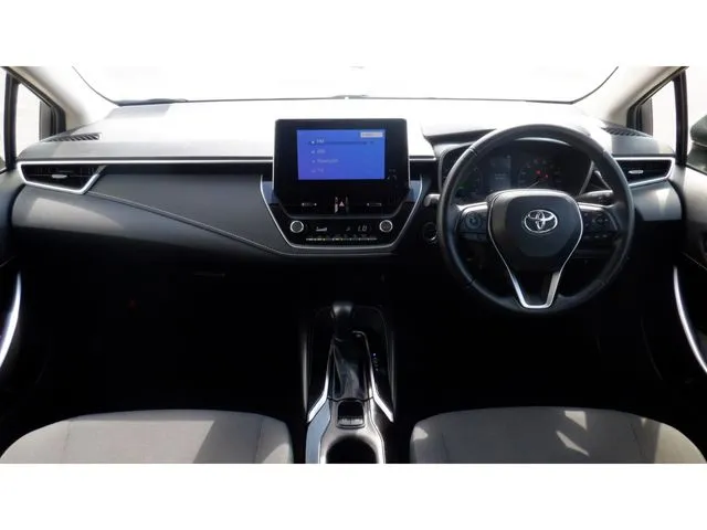 トヨタ　カローラ　ツーリング　ハイブリッド
