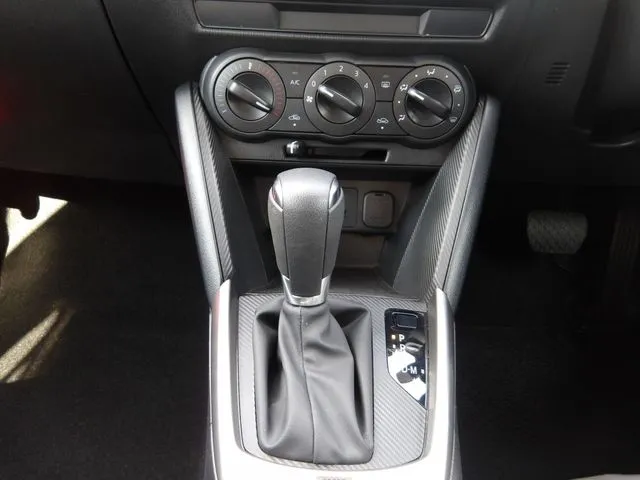 マツダ　ＭＡＺＤＡ２