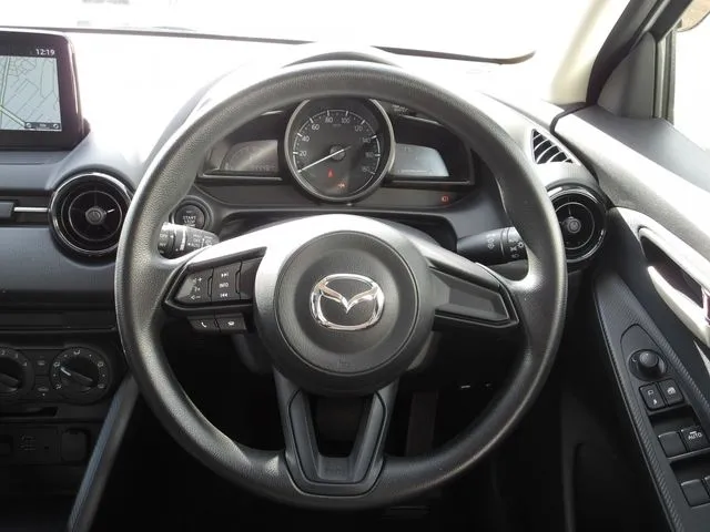 マツダ　ＭＡＺＤＡ２