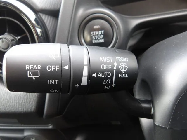 マツダ　ＭＡＺＤＡ２