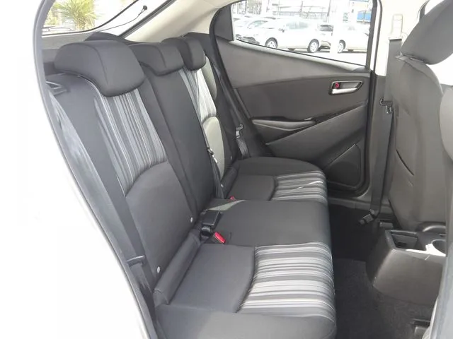 マツダ　ＭＡＺＤＡ２