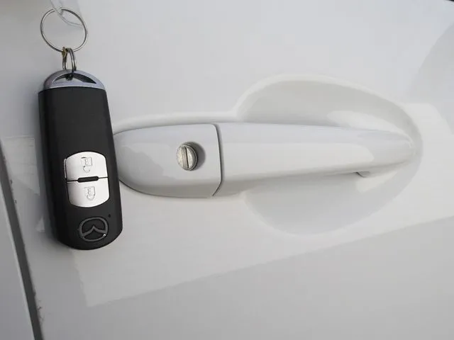 マツダ　ＭＡＺＤＡ２