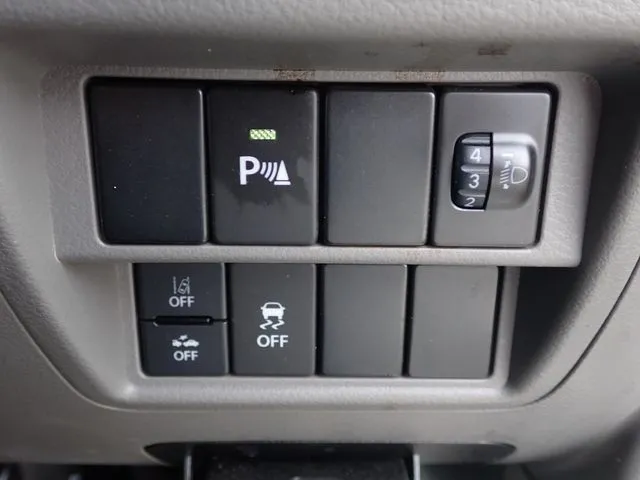 エブリイバン（スズキ）の車両写真