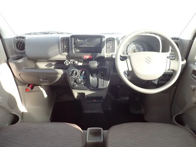 エブリイバン（スズキ）の車両写真