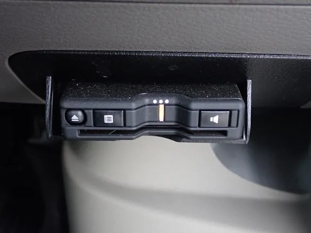 エブリイバン（スズキ）の車両写真