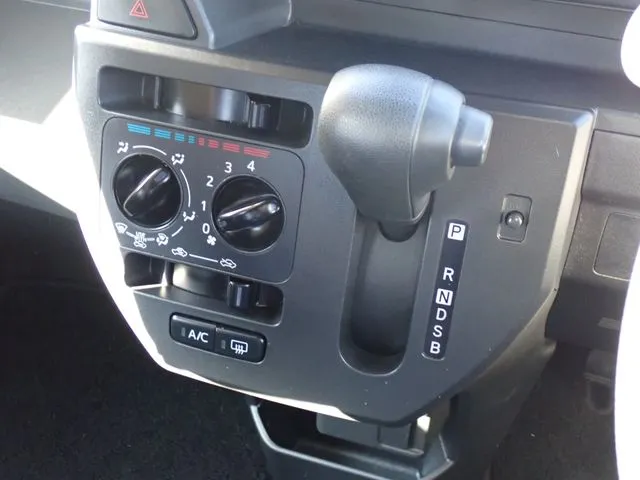 ハイゼットキャディー（ダイハツ）の車両写真