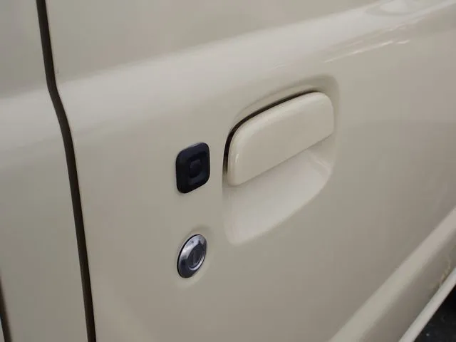 ジムニー 4WD(スズキ)の車両写真