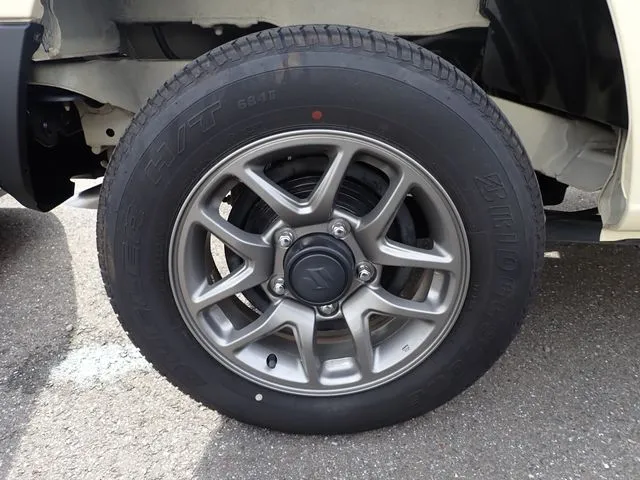 ジムニー 4WD(スズキ)の車両写真