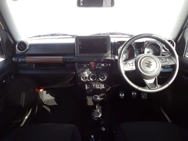 ジムニー 4WD(スズキ)の車両写真