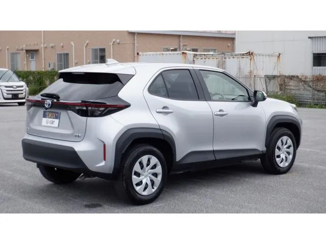 ヤリスクロス　ハイブリッド（トヨタ）の車両写真